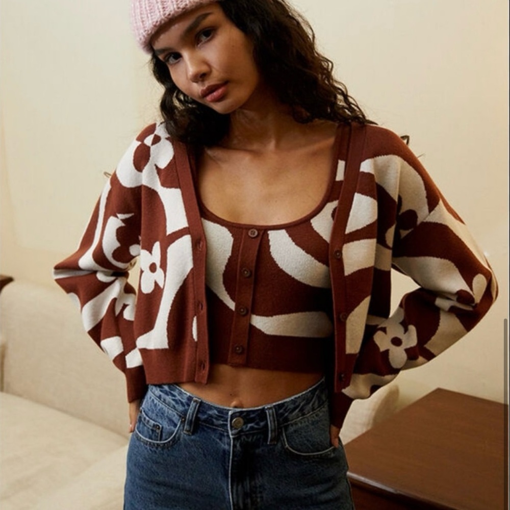 Pacsun / LA Hearts Brown & White cropped flower cardigan